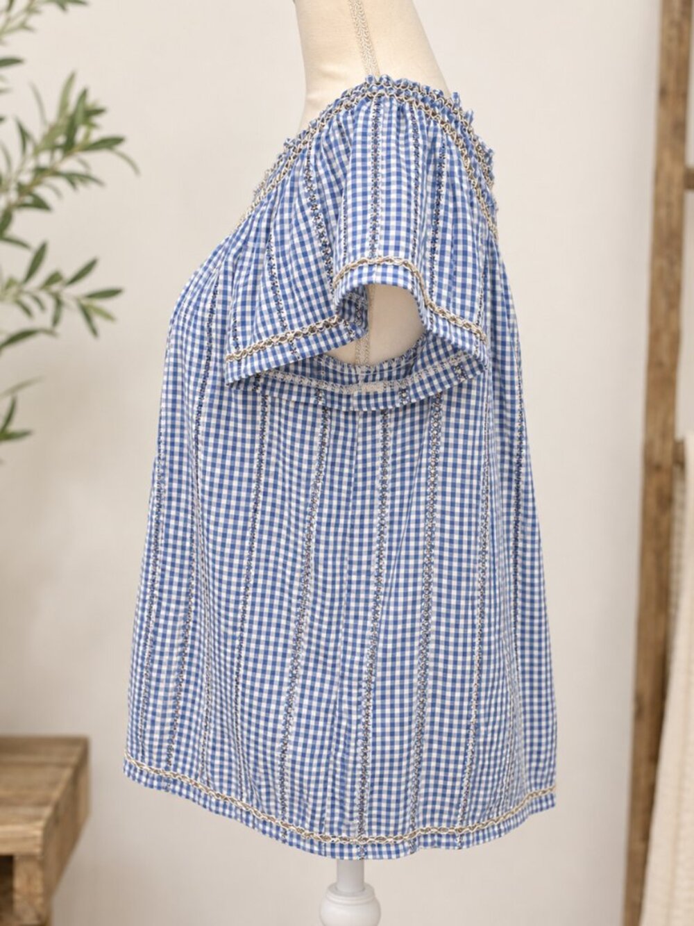 Max Studio Blue Gingham Off Shoulder Top Size L NWT - Picture 4 of 9